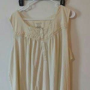 Croft and Barrow 2X Yellow Nightie